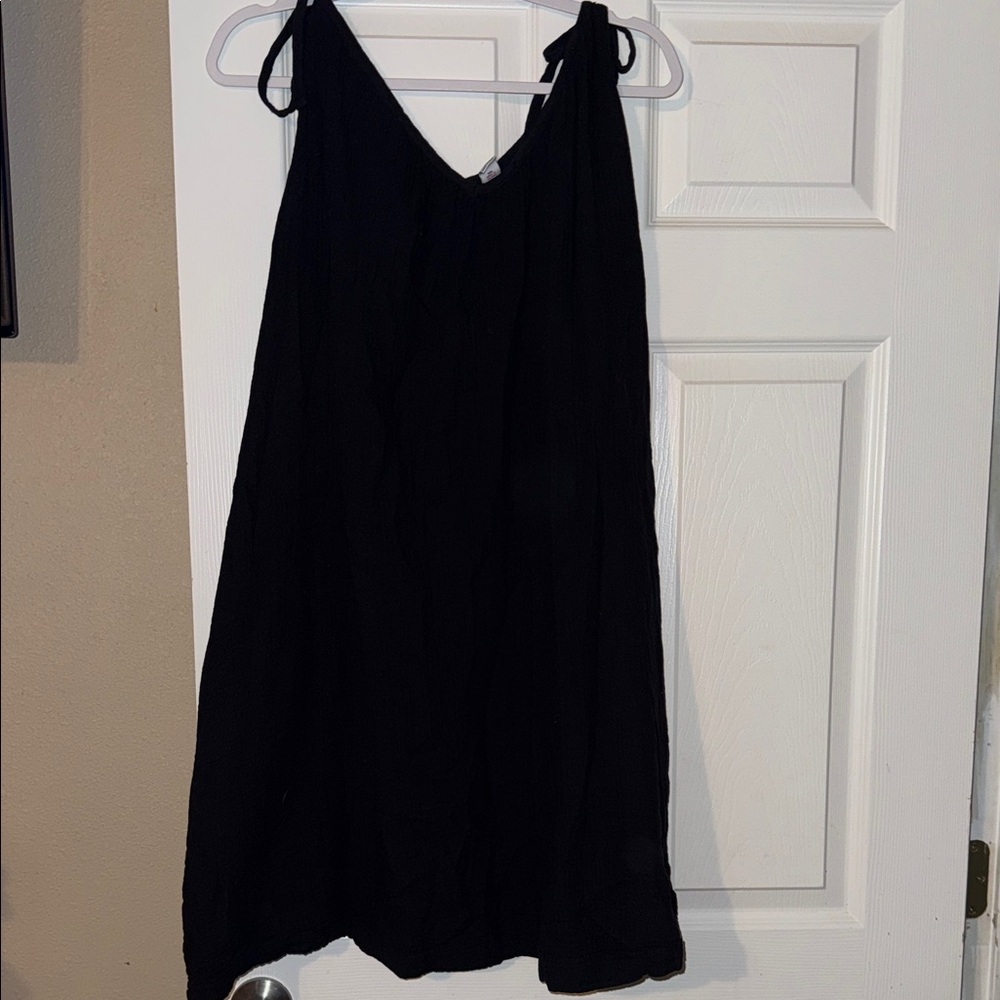 Old Navy Black Asymmetrical Dress